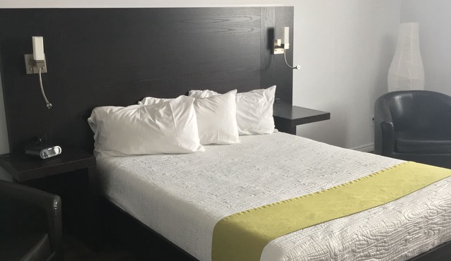 Hotel 1212