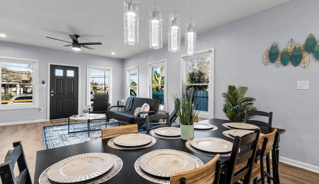 Inviting 4BR 2 5BA Downtown Home With Ample Space
