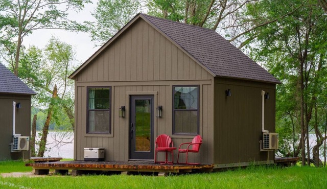 King bed, writing desk, cedar Ofuro hot tub on lake-facing deck