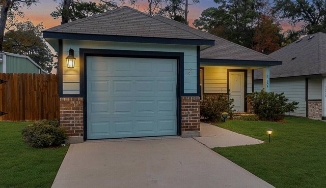 Lake Conroe Escape · Docked at the Cove 3BR/2BA