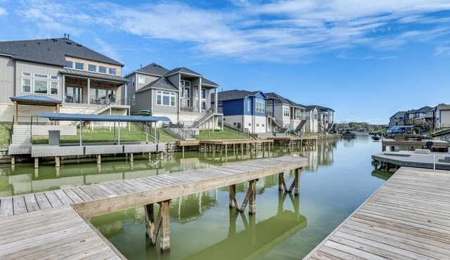 Lakefront Home on Lake Conroe w/Boat Dock & Views