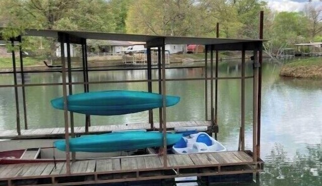 Lakefront W/Sauna, Kayaks, Pedal Boat, King Beds