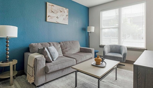Landing | Chic 1BD, Gym
