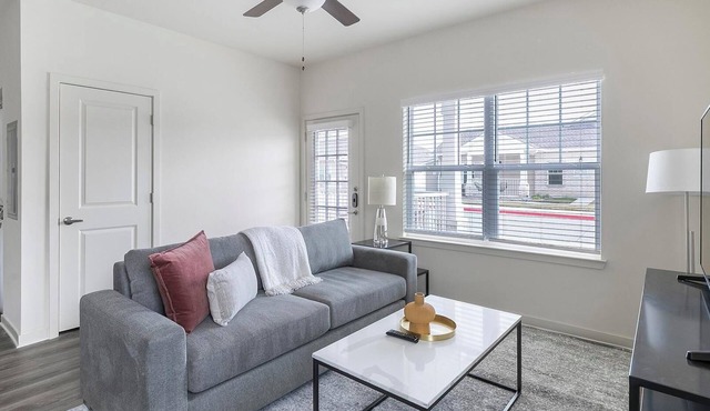 Landing | Chic 1BD in North Fort Worth