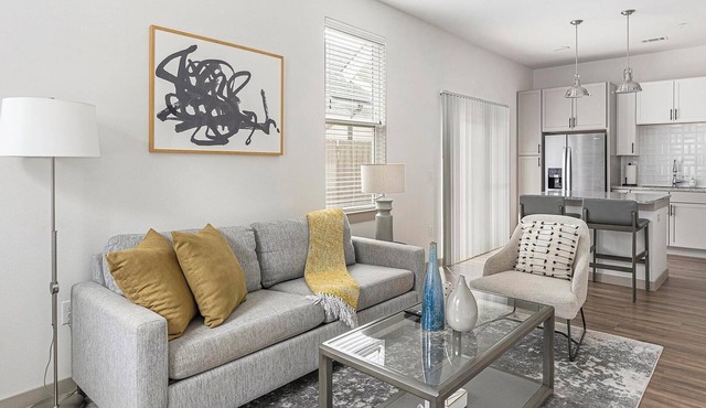 Landing | Chic 1BD, Yoga Studio, Clubhouse