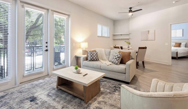 Landing | Chic 2BD, Courtyard, Gym