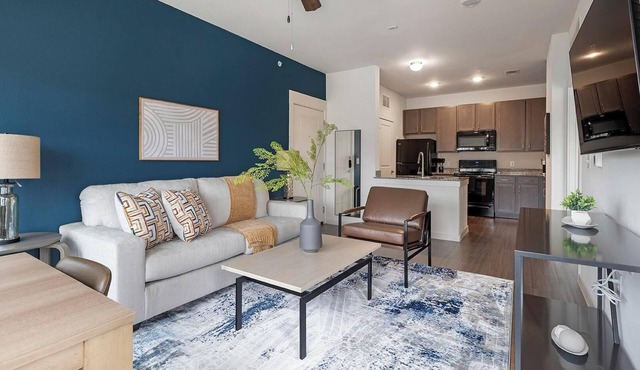 Landing | Incredible 1BD, Gym, Pool