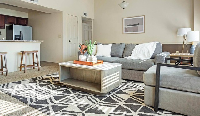 Landing | Incredible 2BD, Gym, Pool
