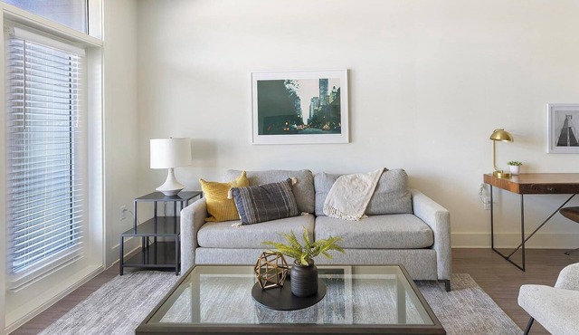 Landing | Modern 1BD, Courtyard, Gym