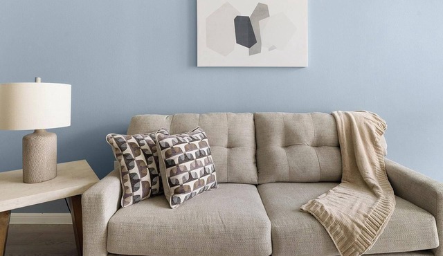 Landing | Modern 1BD, Gym