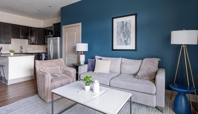 Landing | Modern 1BD, Gym, Clubhouse