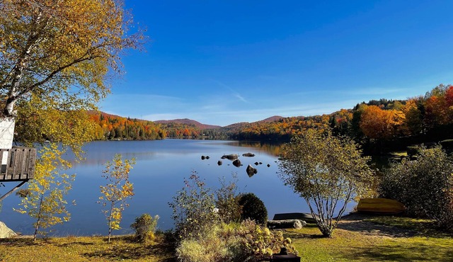 Little Piece of Heaven on the Lake!