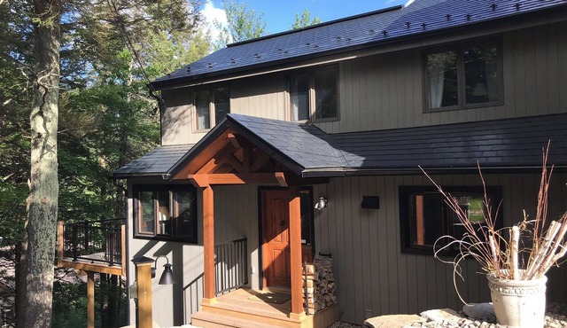 Luxurious 5BR ski-in/ski-out on the mountain with hot tub