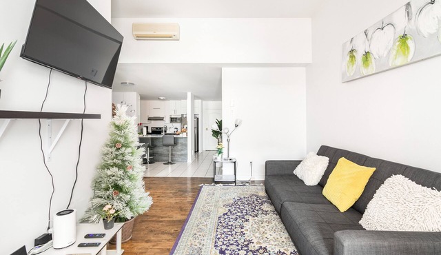 Luxurious condo in center of Quebec City (downtown)!