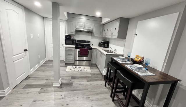 Luxury 2 bedroom 2 full baths rooms