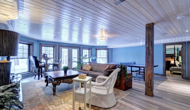 Luxury B&B close to Alqonquin park and Sir Sams ski hill