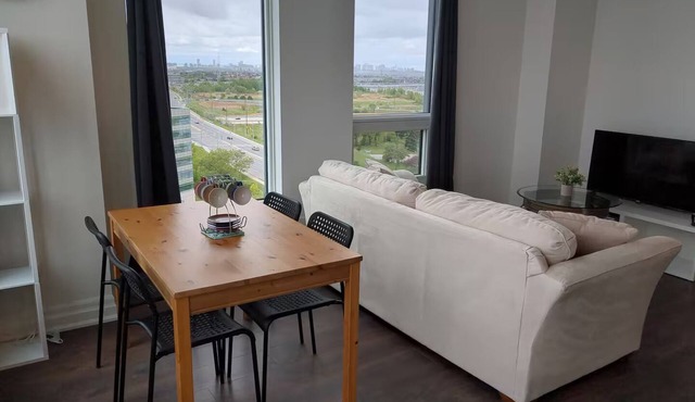 Luxury Corner View Penthouse Downtown Markham