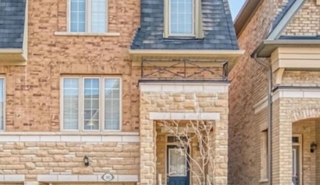 Luxury home promo price 7 beds Netflix parking