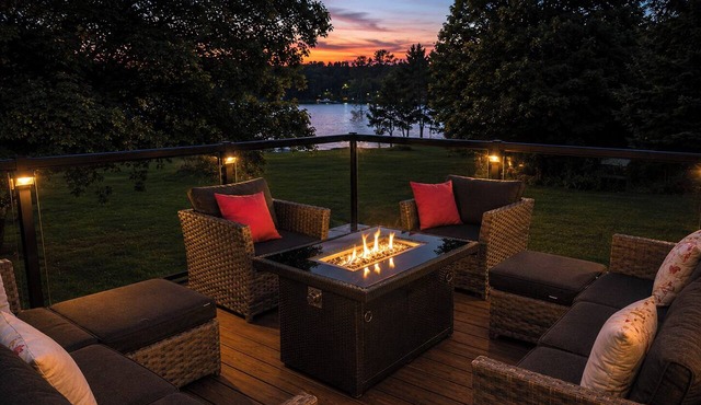Luxury Lakefront Cottage | 80 Acres of Private Trails | Hot Tub & Sauna