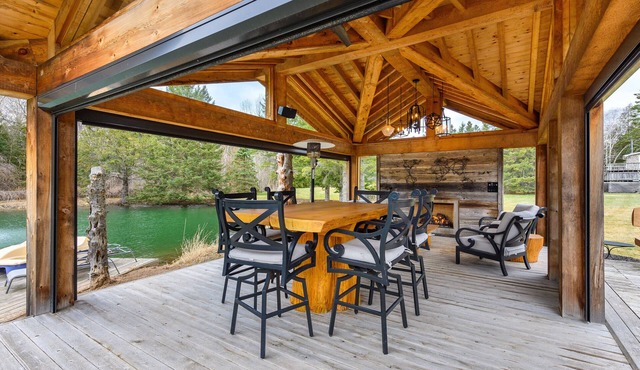Luxury Waterfront Home Just Outside the City