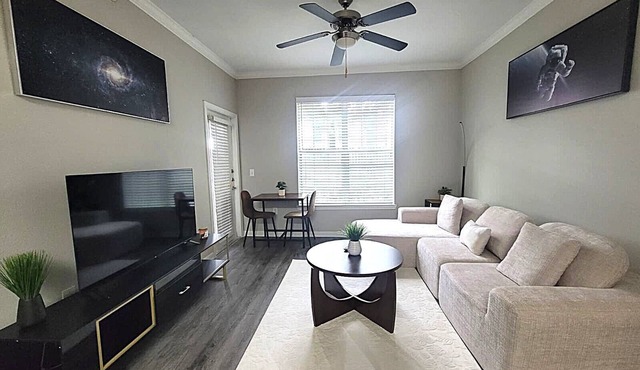 Magnolia 1BR Retreat Perfect for Work & Getaways