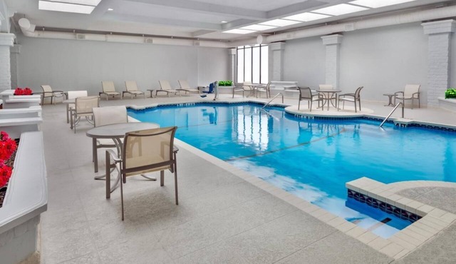 Making The Best Memories Along The Way! 3 Comfortable Units, Indoor Pool!
