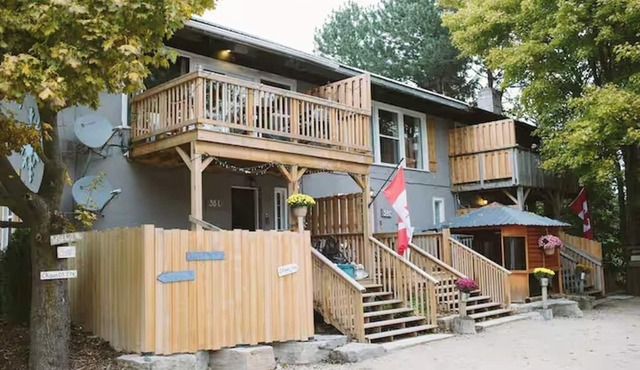 "Margaritaville" Big Space, Lots of fun + Hot Tub