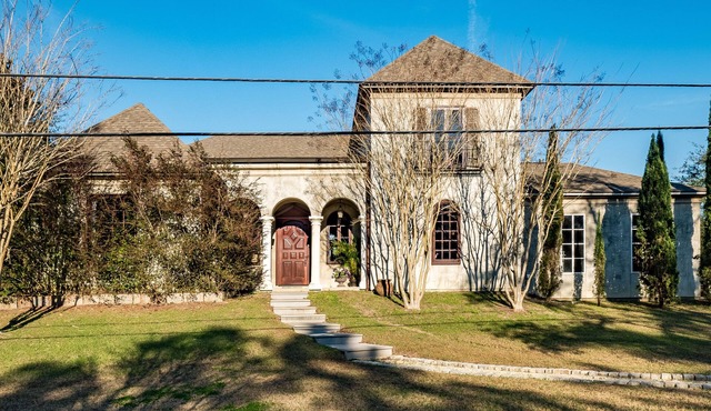 MEDITERRANEAN VILLA near NEW ORLEANS