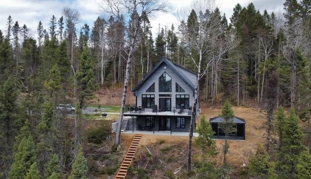 Melsy | Tavata Chalets | Lakeside Retreat