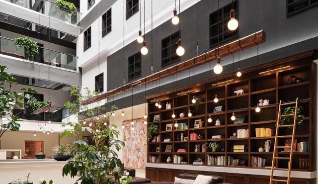 Metcalfe Hotel Ottawa by Gray Collection