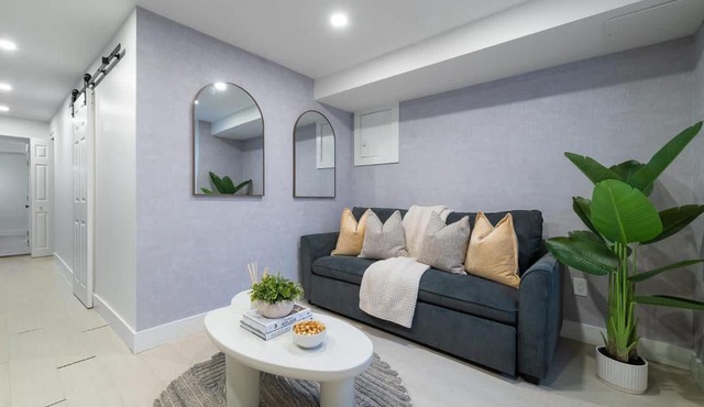 Modern Basement Suite Heart of Ossington