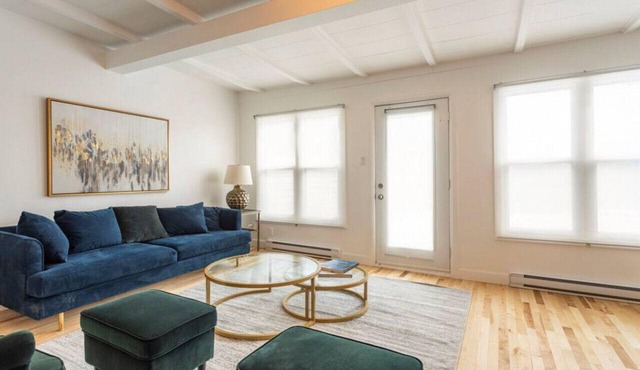 Modern Deluxe Style, Spacious Chic - Downtown MTL