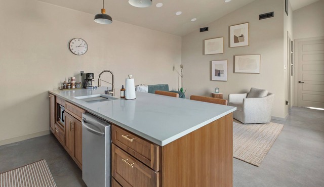 Modern Stillwater Escape – Close to OSU & Lake