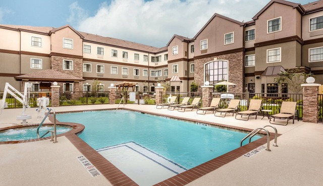 Modern Suite | 24 Hour Business Center + Fitness Center + Outdoor Pool