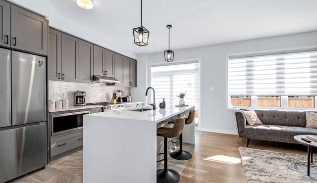 Modern Townhouse for Families | Game Room, 2 Parking Spots, 20 Min to Downtown