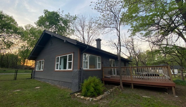 Monkey Island Escape sleeps 8, surrounded by nature with views of Grand Lake.