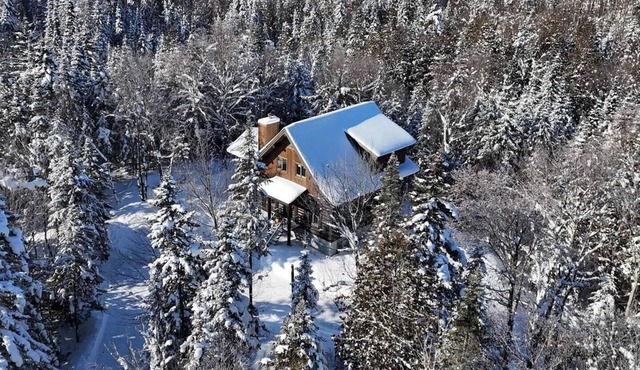 Mont Blanc ~ Le Grizzly ~ Games Room, Spa, Firepit, Hill