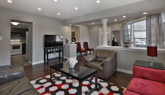 New Listing .....Sun Rise Home , Unlimited High Speed Internet And Much More!
