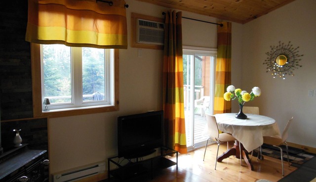 New Waterfront 2-bedroom Cottage in Kawartha