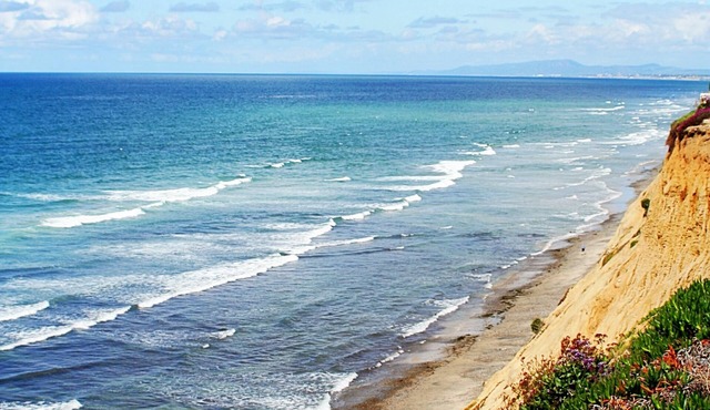 Oceanfront Dolphin Views at the Edge of the USA. 2-Bed 1-Bath Pet-Friendly.