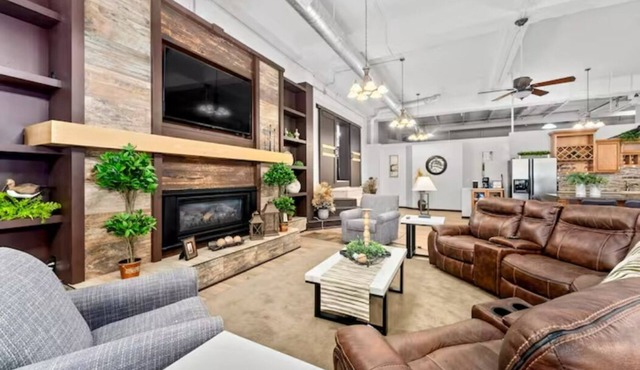 Overnight Event Venue & Loft in downtown Mitchell