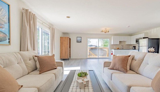 Parkway Boutique Suite D