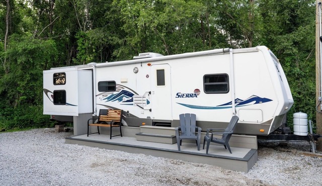 Pet-friendly 2BR Camper With Fire Pit & Grill in Gary