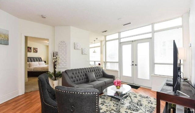 PlanURstay - Amazing 2BR & 2BTH - Near Square One Mall-125