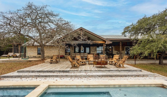 Pool, Porch & Stunning Views: Spacious Texas Home!