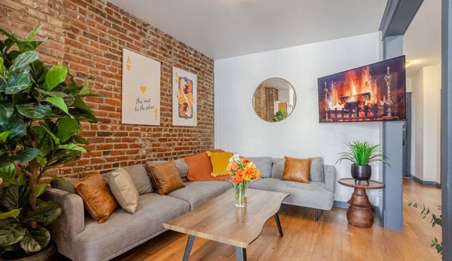 Prime Location | Charming 4BR in Downtown MTL