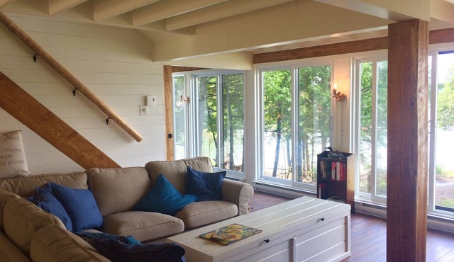Pristine waters, lakefront cottage - 2-wk summer getaways on Pemichangan!