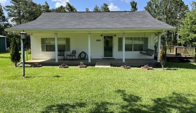 Private home in the country with parking on site