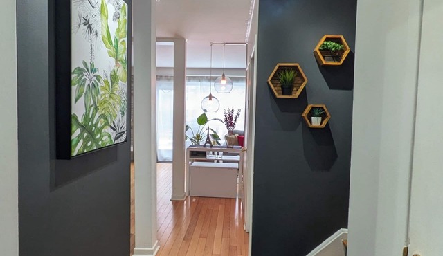Private Room (#2) Near Don Mills Subway, Fairview Mall & Seneca College