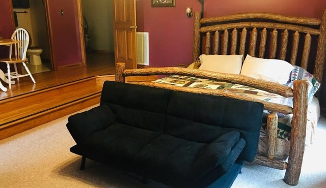Private Suite at Buffalo River Lodge - the perfect place for a romantic getaway